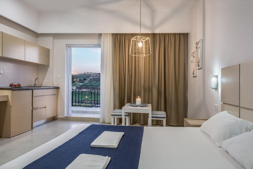Sea View & 2*