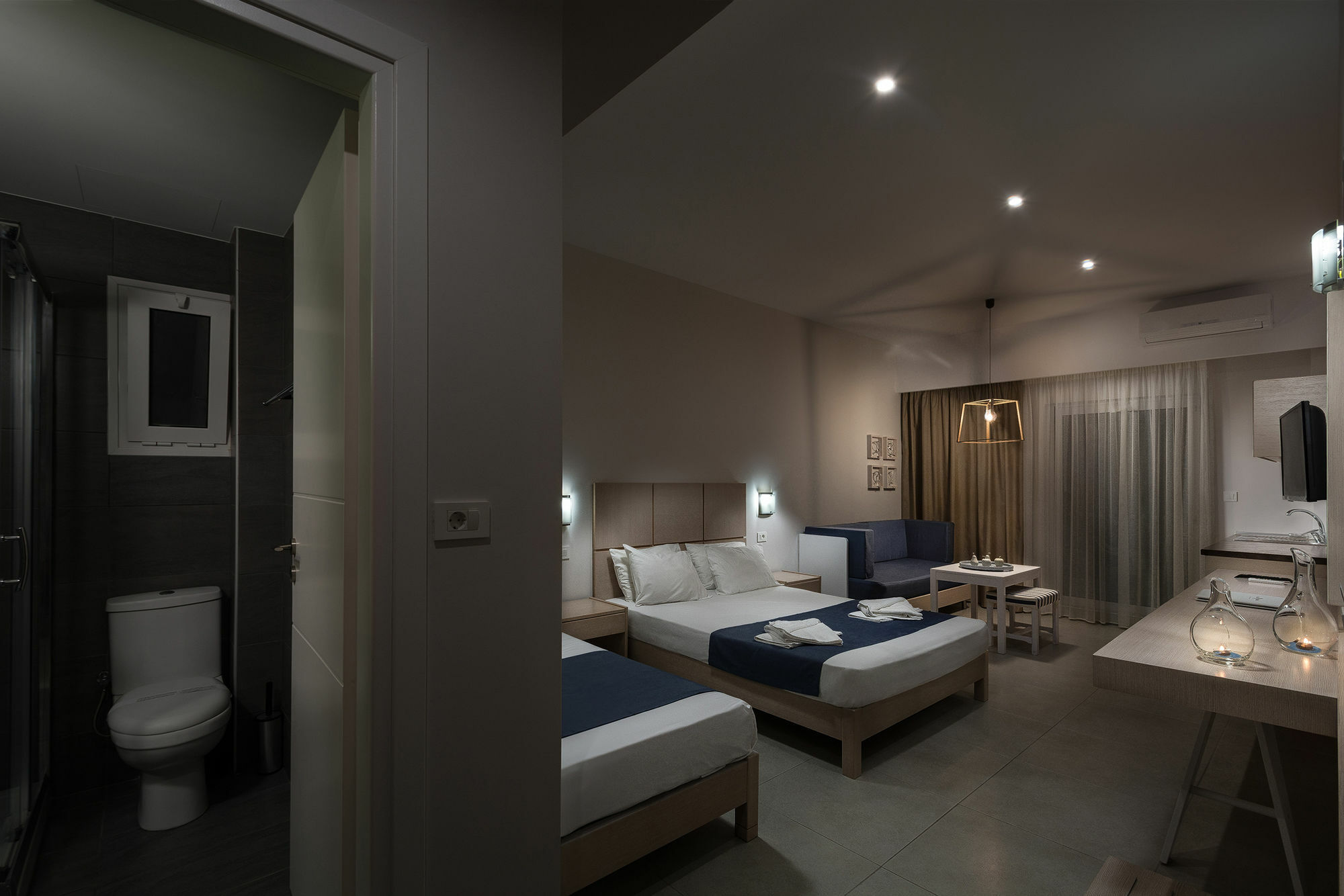 Aparthotel Sea View & 2*